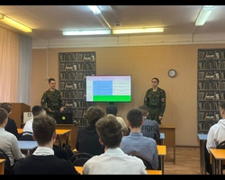 В школах г. Новочеркасска и г. Ростова-на-Дону студенты цикла РС кафедры связи № 2 встретились со школьниками 9-11 классов